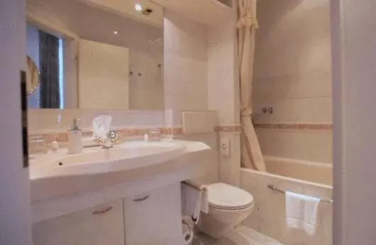 Boulevard Hotel Hamburg 4*,  Germany