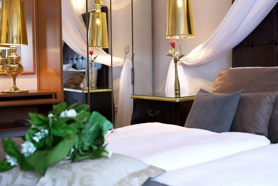 Boulevard Hotel Hamburg 4*,