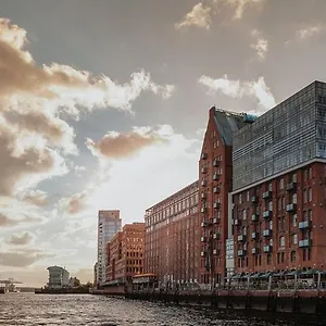 Ginn Elbspeicher Amburgo
