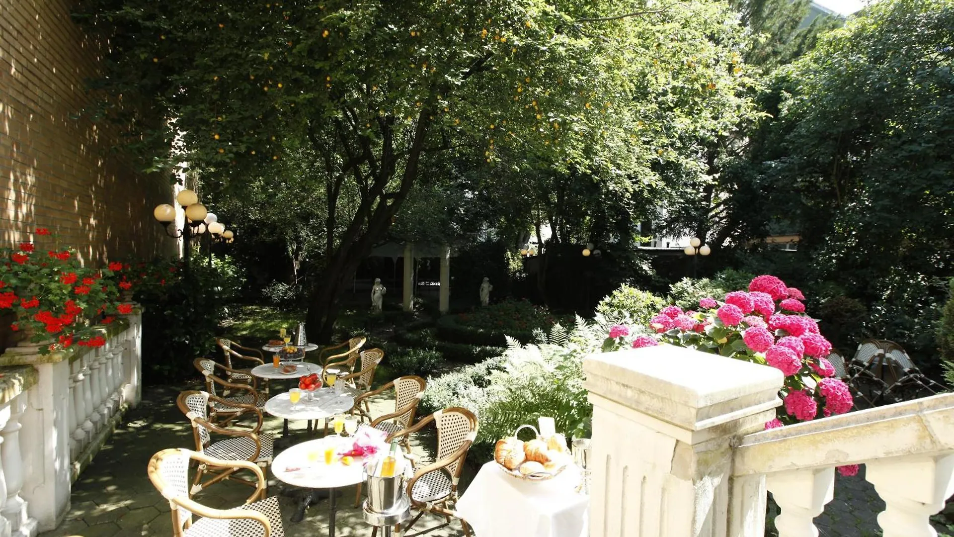 Boulevard Hotel Hambourg 4*,